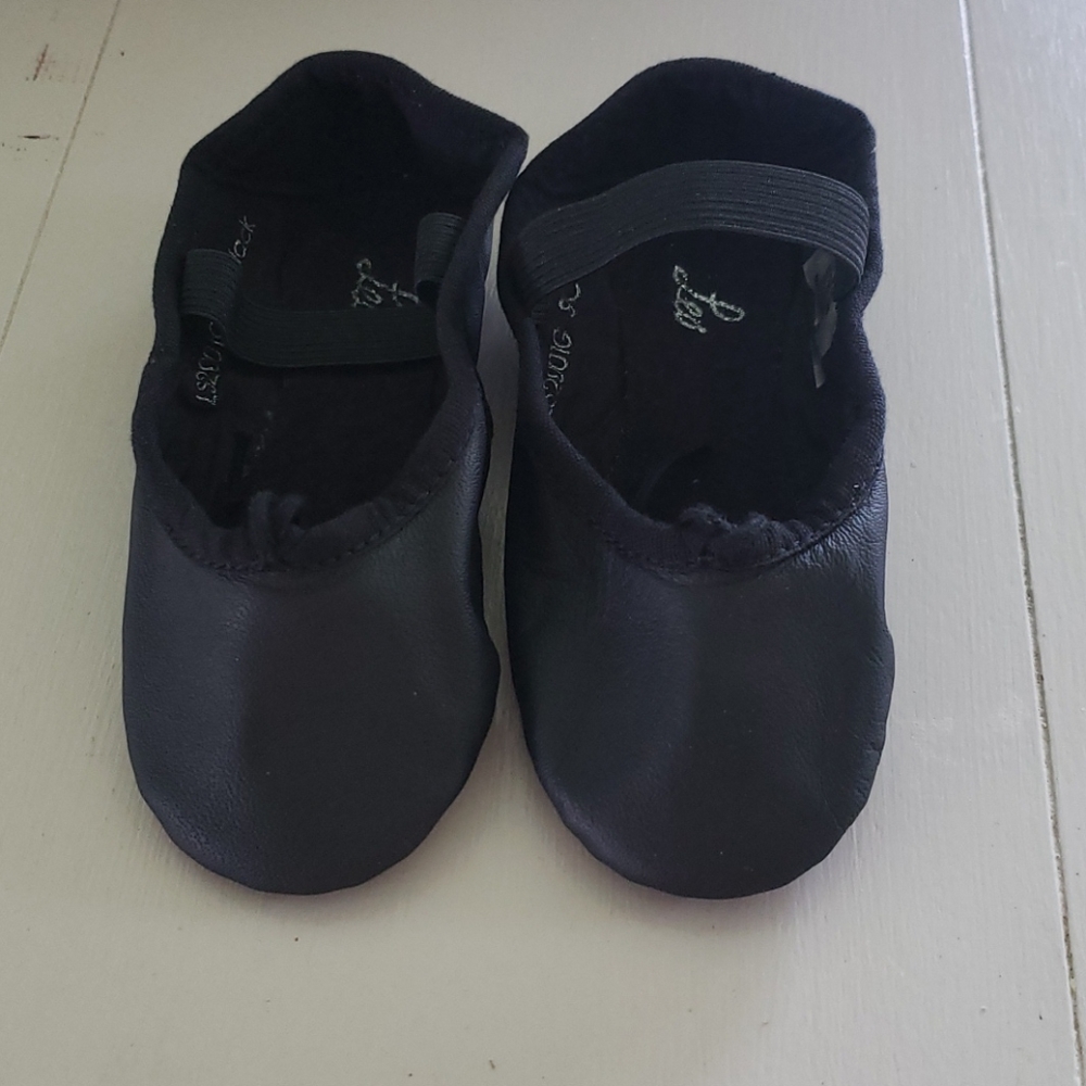 Leo Ballet Russe Black